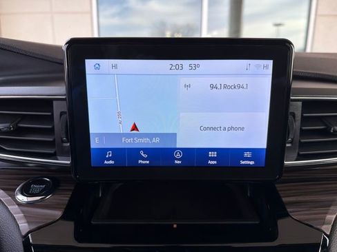 Used 2022 Ford Explorer Limited w/ Equipment Group 301A image 19