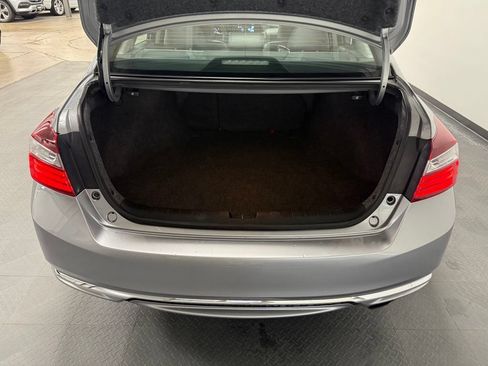 Used 2017 Honda Accord EX-L image 15
