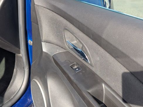 Used 2012 Chevrolet Cruze LT w/ RS Package image 33