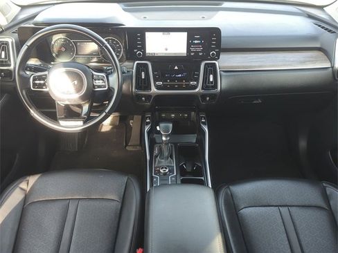 Used 2023 Kia Sorento S w/ Panoramic Sunroof Package image 24