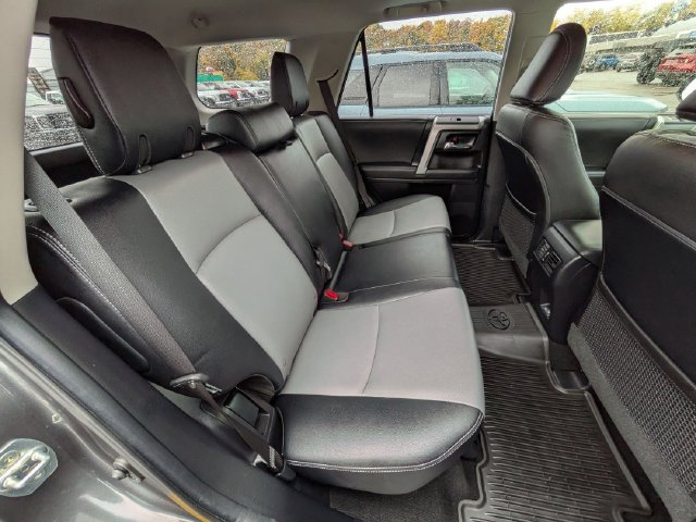Used 2023 Toyota 4Runner SR5 Premium w/ Moonroof Package AWD/4WD image 20