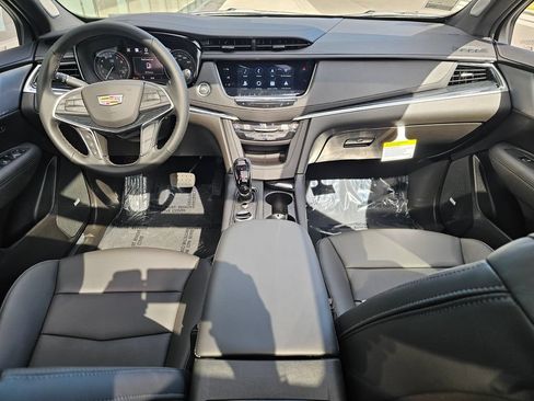 New 2026 Cadillac XT5 Premium Luxury w/ Driver Assist Package AWD/4WD image 17