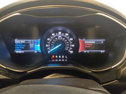 Used 2020 Ford Fusion SE image 23