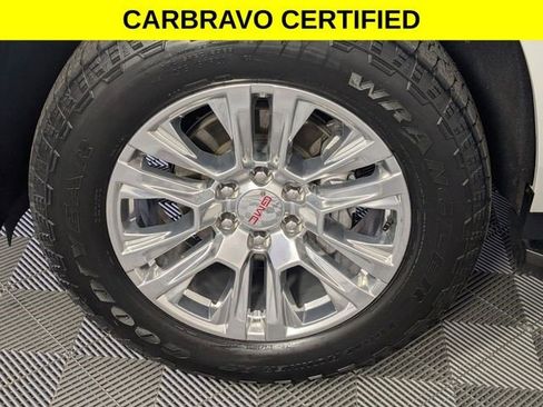 Certified 2025 GMC Yukon XL Denali AWD/4WD image 9