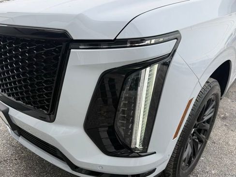 New 2026 Cadillac Escalade Sport w/ LPO, ONYX Package image 8