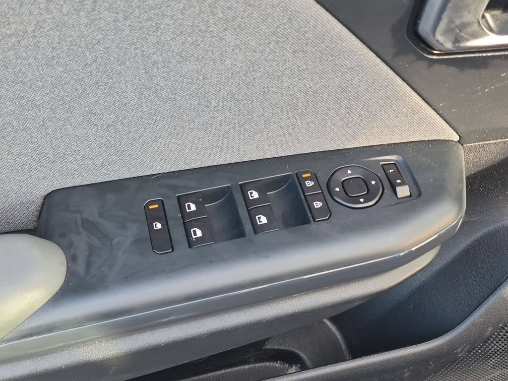 Certified 2025 Kia K4 EX FWD image 23