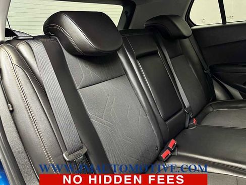 Used 2019 Chevrolet Trax LT w/ LT Convenience Package image 18