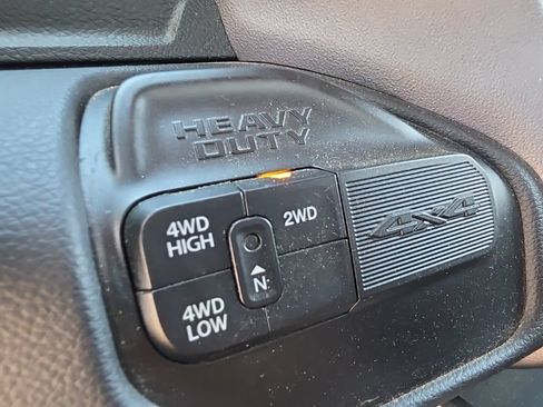 Used 2022 RAM 2500 Big Horn w/ Level A Equipment Group AWD/4WD image 8