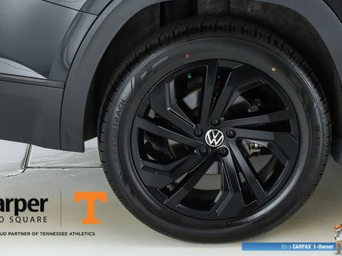 Used 2023 Volkswagen Atlas SE w/ Panoramic Sunroof Package FWD image 13