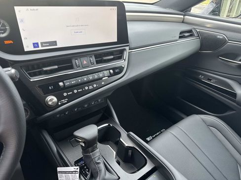 New 2025 Lexus ES 350 F Sport image 22