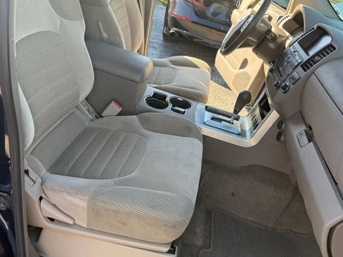 Used 2010 Nissan Pathfinder SE w/ SE Premium Journey Pkg RWD image 22