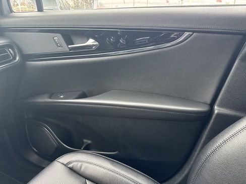 Used 2022 Lincoln Nautilus FWD image 22