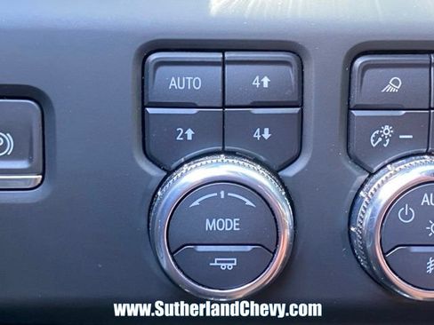 Used 2023 GMC Sierra 1500 AT4 w/ AT4 Premium Package AWD/4WD image 37