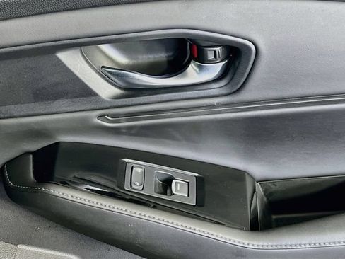 Used 2025 Honda Accord Touring image 32