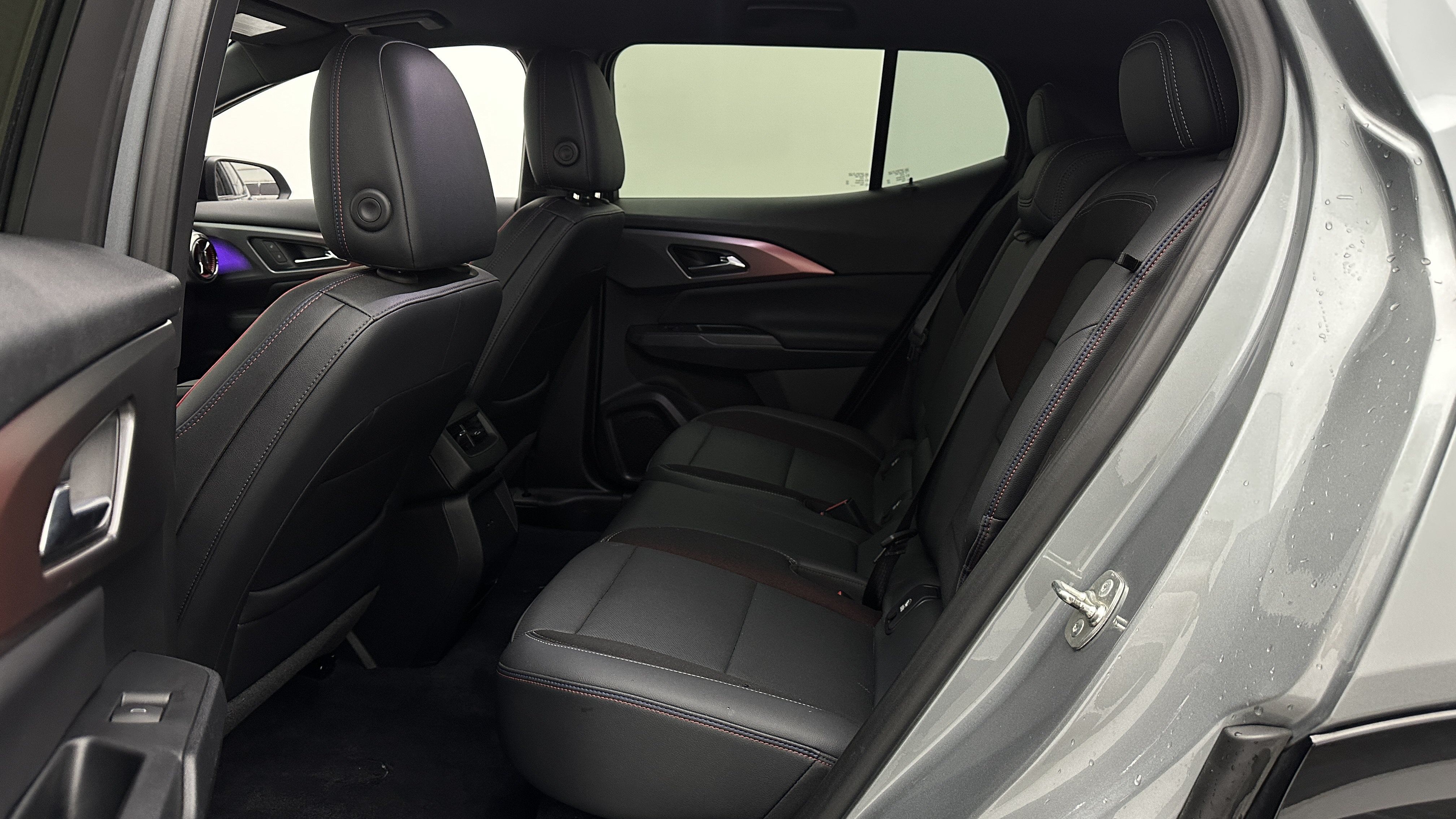 Used 2024 Chevrolet Equinox EV RS w/ Active Safety Package 3 FWD image 28