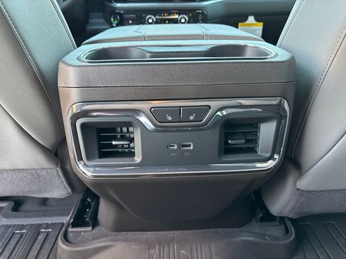 New 2026 GMC Sierra 1500 SLT w/ SLT Premium Plus Package image 29