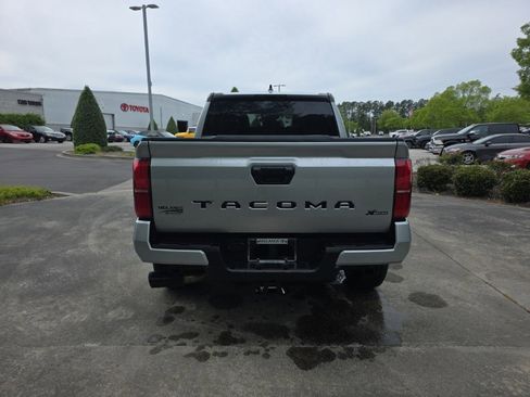 Used 2024 Toyota Tacoma TRD Sport image 4