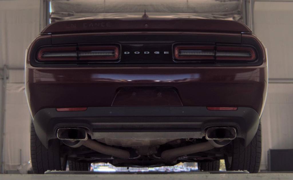 Used 2017 Dodge Challenger R/T Plus RWD image 7