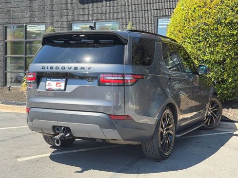 Used 2018 Land Rover Discovery HSE image 12