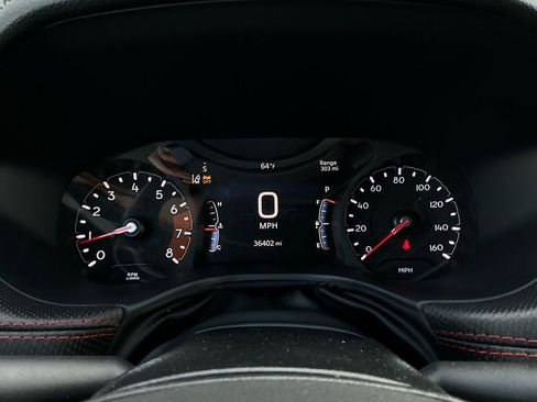 Used 2025 Jeep Compass Trailhawk image 38