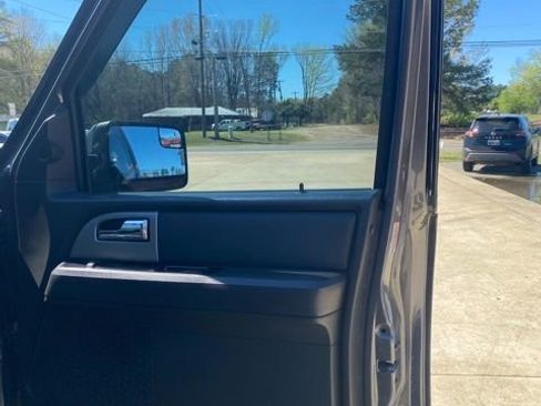 Used 2012 Ford Expedition Limited image 14