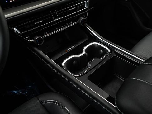 New 2026 Chevrolet Traverse LT w/ Midnight/Sport Edition image 28