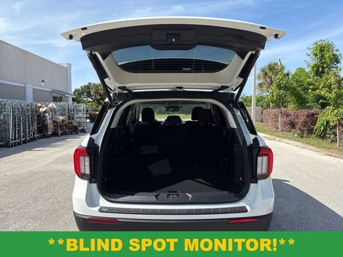 New 2026 Ford Explorer Active RWD image 10