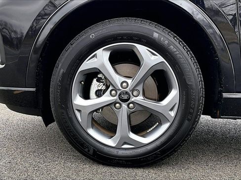 Certified 2023 Ford Escape ST-Line Select w/ Tech Pack #2 image 9