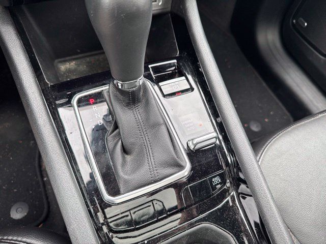 Used 2023 Jeep Compass Limited w/ Sun and Sound Group AWD/4WD image 20