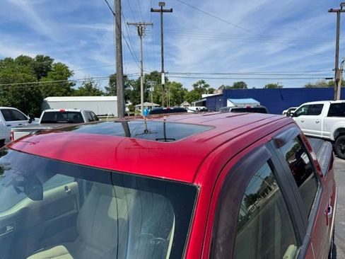 Used 2011 Ford F150 Lariat w/ Lariat Chrome Pkg AWD/4WD image 23