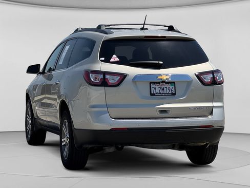 Used 2015 Chevrolet Traverse LT FWD image 33