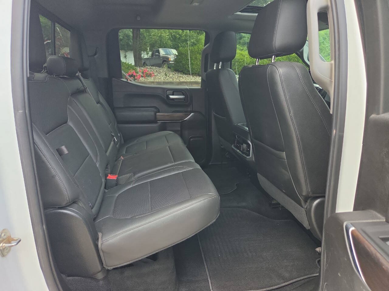 Used 2020 GMC Sierra 1500 SLT w/ SLT Premium Plus Package AWD/4WD image 28