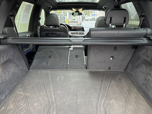 Used 2022 BMW X5 xDrive40i w/ Premium Package image 15