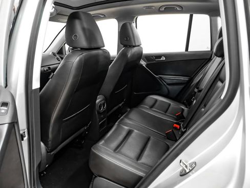 Used 2017 Volkswagen Tiguan Wolfsburg Edition AWD/4WD image 34