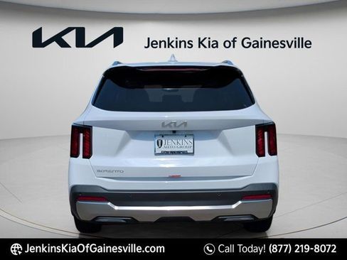 New 2026 Kia Sorento S FWD image 5