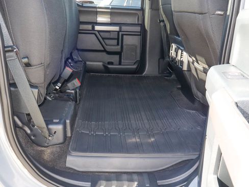 Used 2020 Ford F150 XLT w/ Equipment Group 302A Luxury AWD/4WD image 9