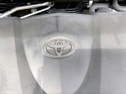 Used 2023 Toyota Camry SE FWD image 31
