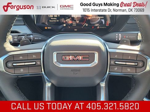 New 2026 GMC Acadia Elevation w/ Black Edition FWD image 19