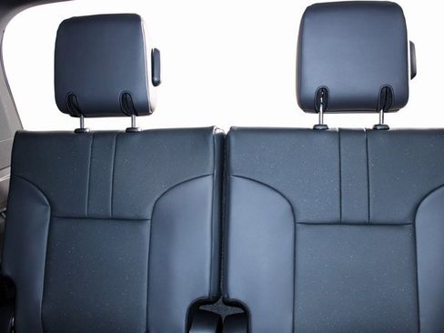 Used 2025 Lexus LX 700h Overtrail image 26