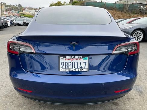 Used 2022 Tesla Model 3 RWD image 4