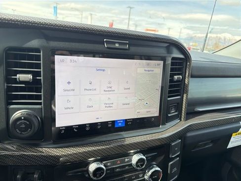 New 2025 Ford F250 Lariat w/ Lariat Ultimate Package AWD/4WD image 29