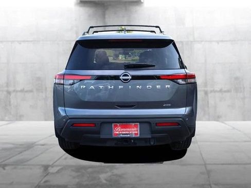 Certified 2025 Nissan Pathfinder SV w/ SV Premium Package AWD/4WD image 6