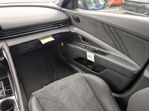 New 2025 Hyundai Elantra N image 16