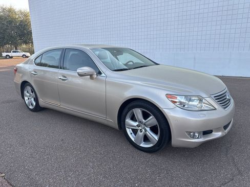 Used 2012 Lexus LS 460 w/ Comfort Pkg image 1