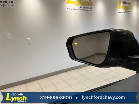 Used 2024 Chevrolet Equinox LT AWD/4WD image 14