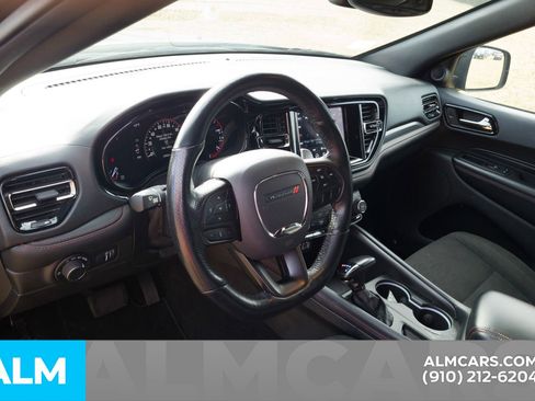 Used 2023 Dodge Durango GT image 9