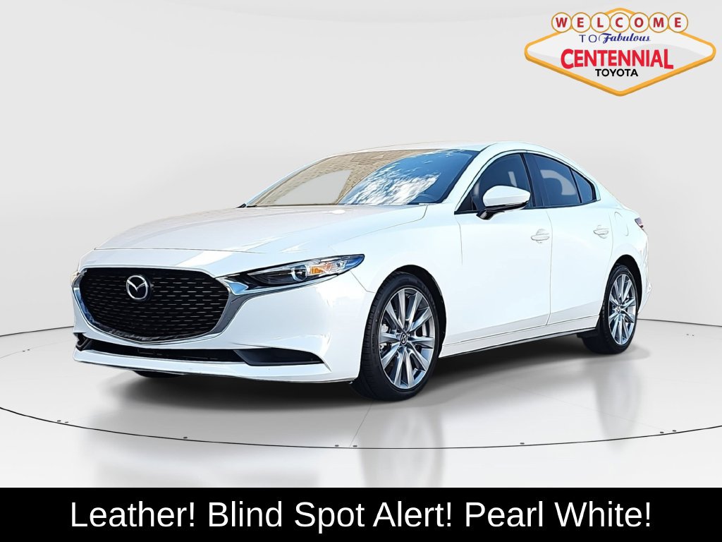 Used 2021 MAZDA MAZDA3 s FWD image 1