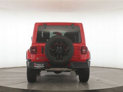 Used 2025 Jeep Wrangler Unlimited Sahara w/ Safety Group image 11
