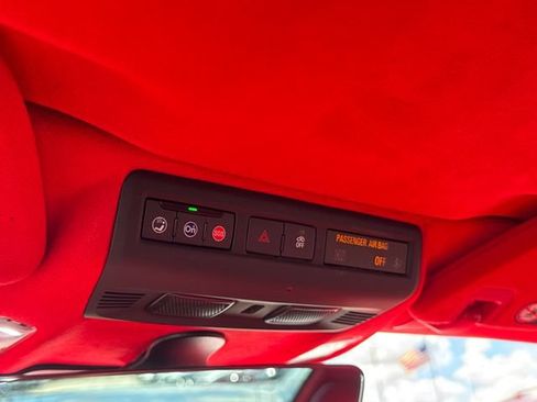 Used 2023 Chevrolet Corvette Stingray Premium Conv w/ Z51 Performance Package RWD image 31