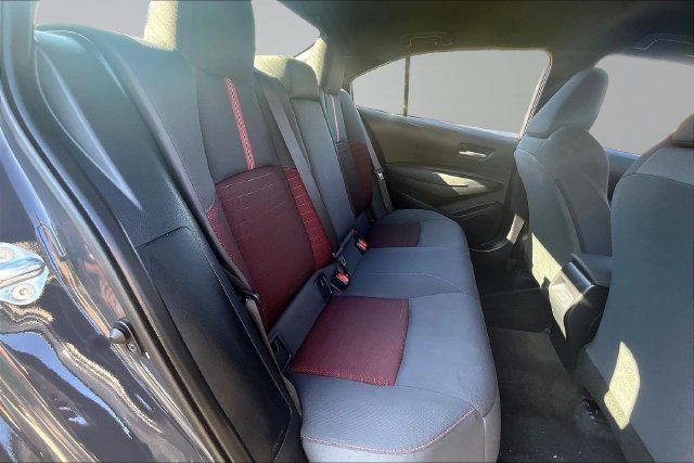 Used 2026 Toyota Corolla SE w/ SE Package FWD image 23